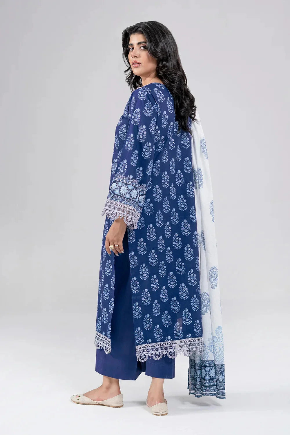 3PC Embroidered Unstitched Lawn Suit | KL-4076 Embroidered KHAS STORES 