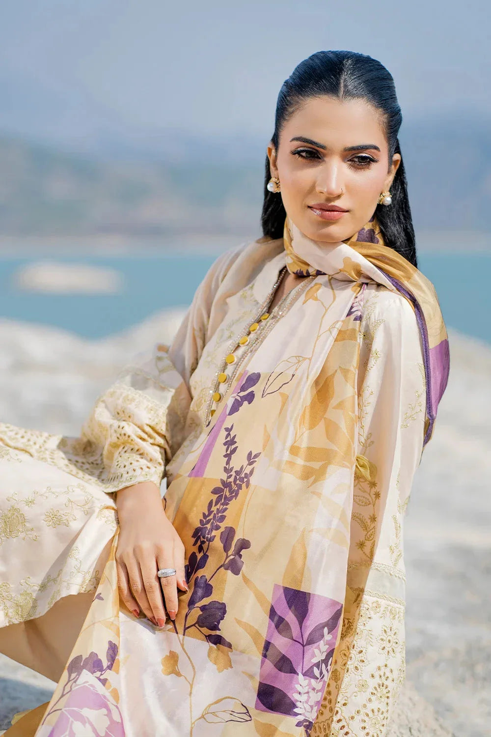 3PC Embroidered Unstitched Lawn Suit | KSE-3811 Embroidered KHAS STORES 