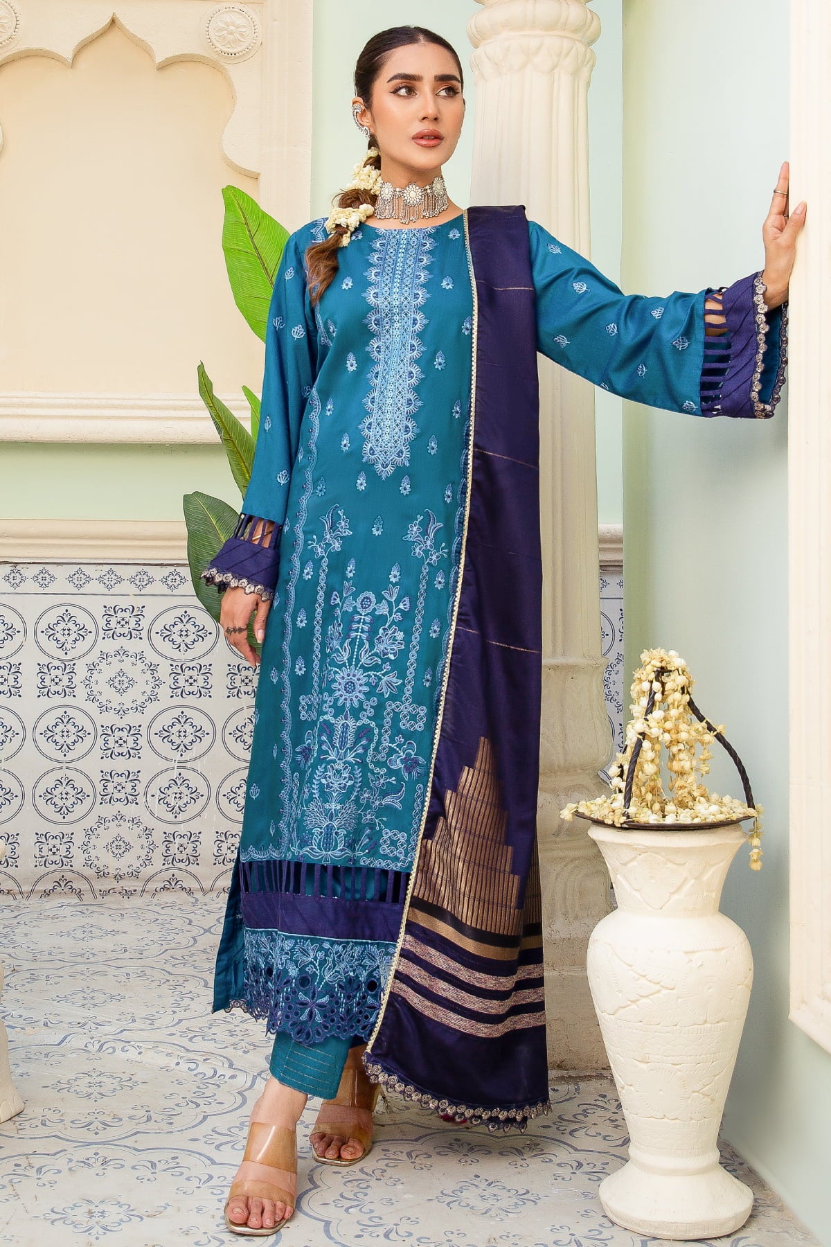 Imroz I-14 : Unstitched Embroidered Viscose 3PC
