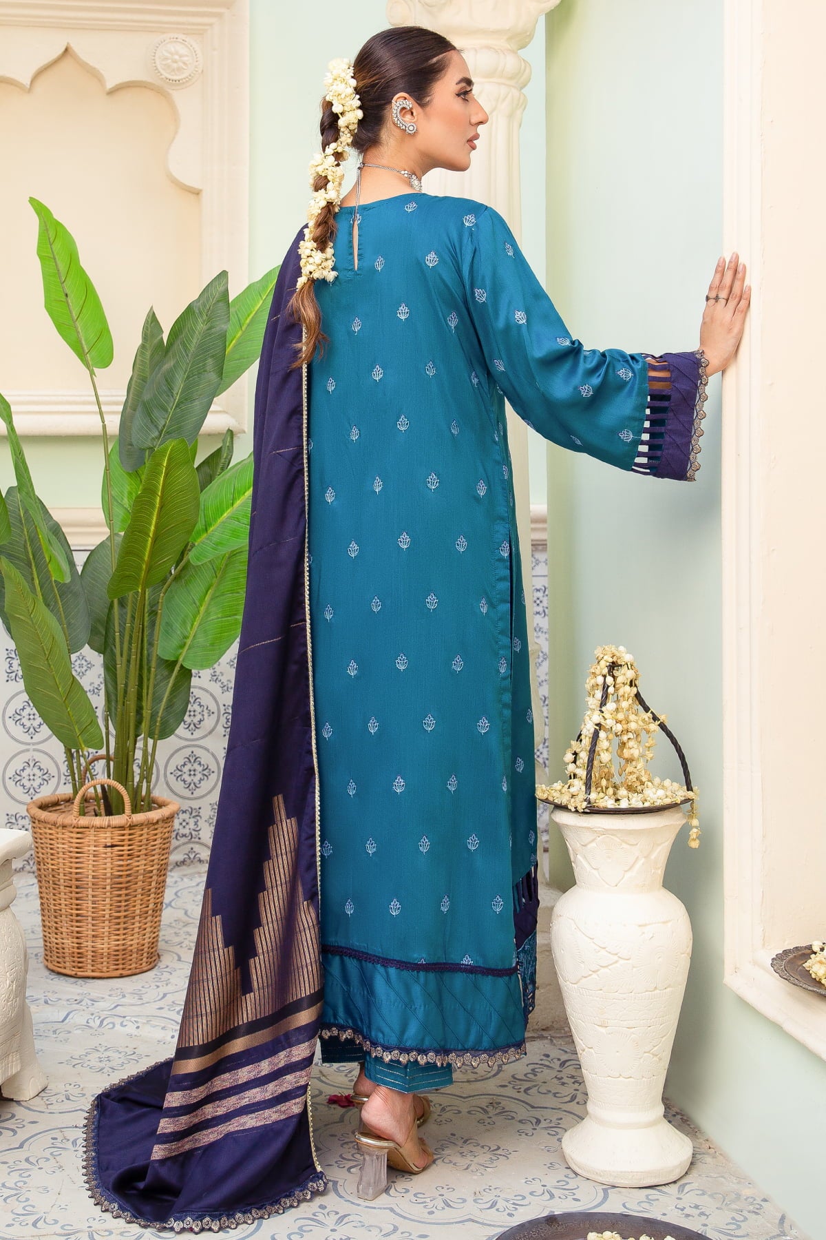 Imroz I-14 : Unstitched Embroidered Viscose 3PC