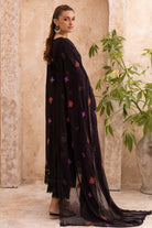 Mahhe MH-07 : Unstitched Embroidered Lawn 3PC