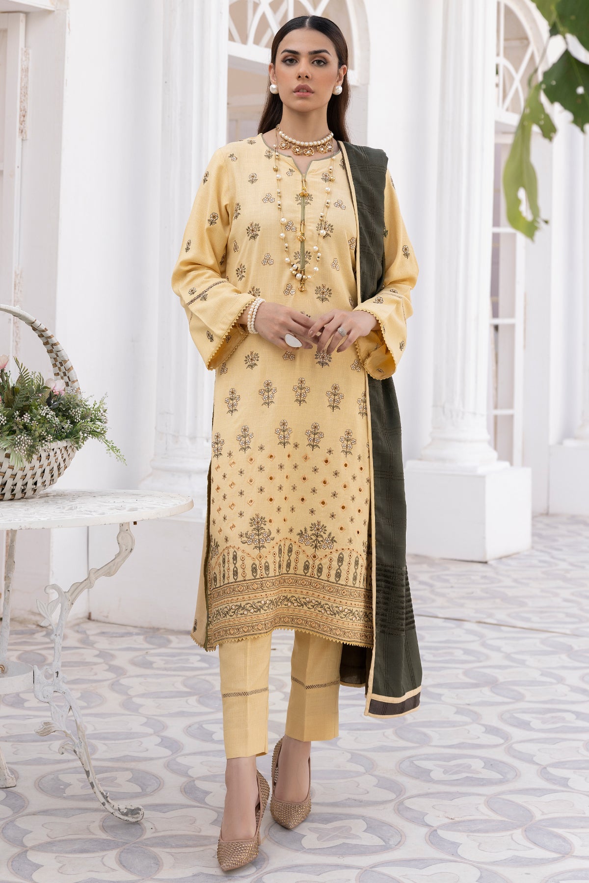 Saffron SA-10 : Unstitched Embroidered Dhanak 3PC