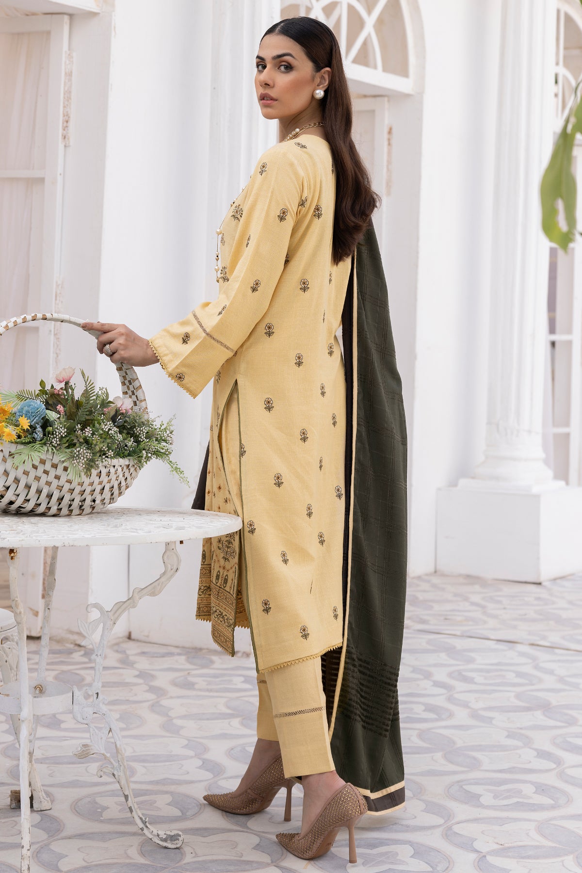 Saffron SA-10 : Unstitched Embroidered Dhanak 3PC