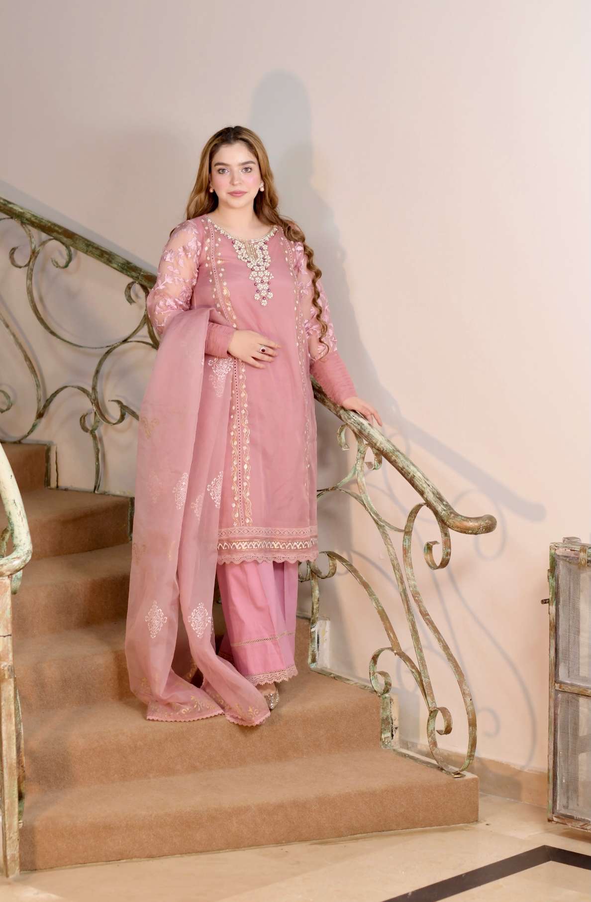 CARNIVAL   (TEA PINK) |CARNIVAL