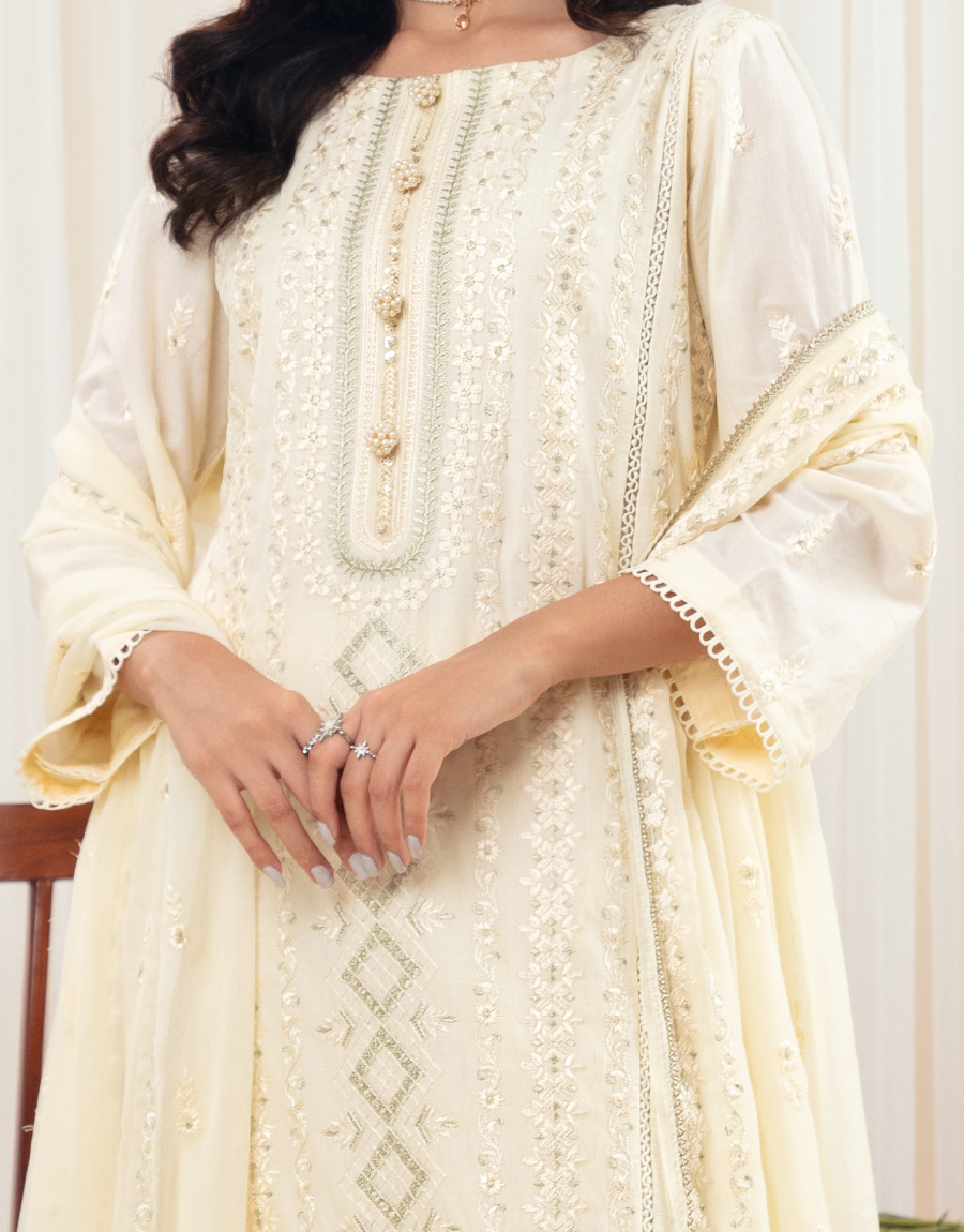 IL 001 Ivory