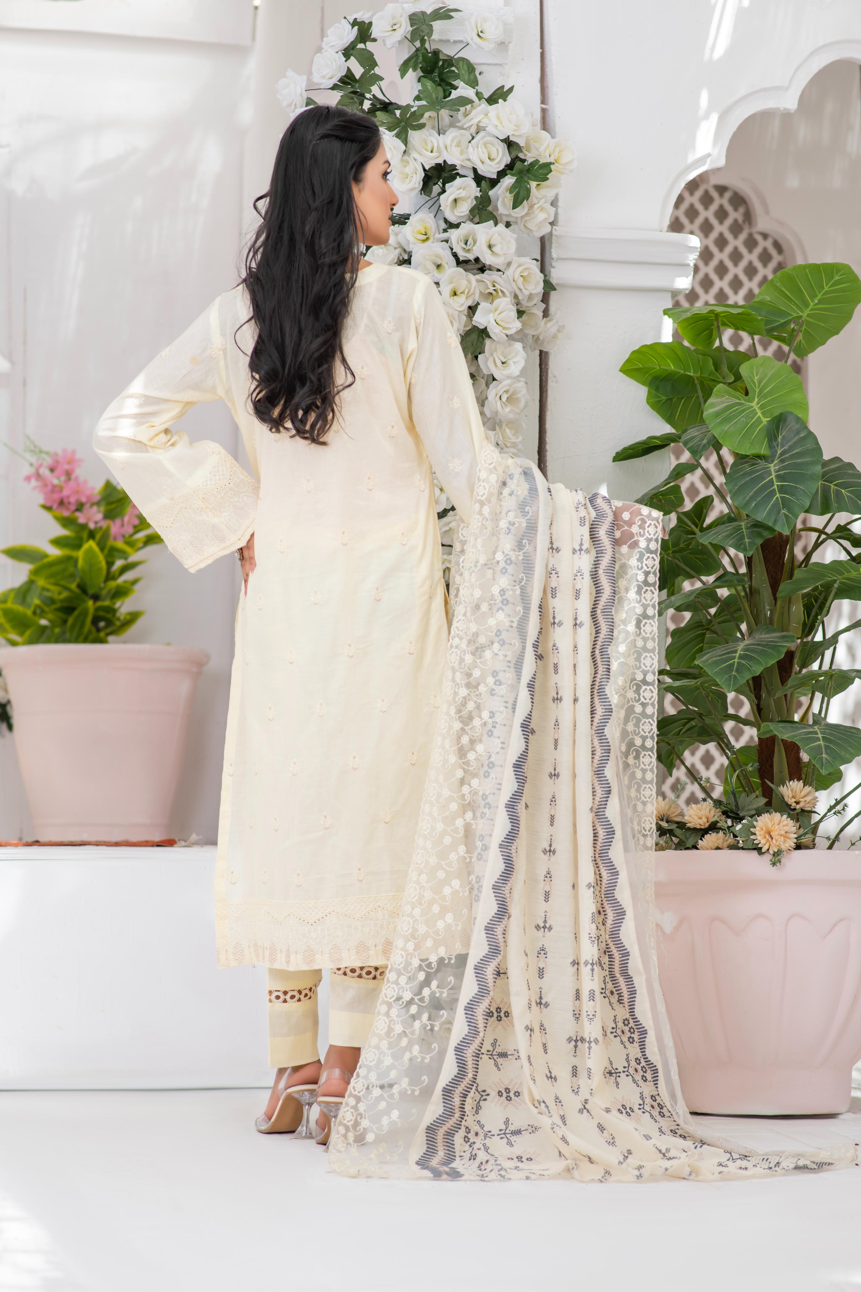 Splendid - Premium Chikenkari Lawn Collection – (DS – 02)