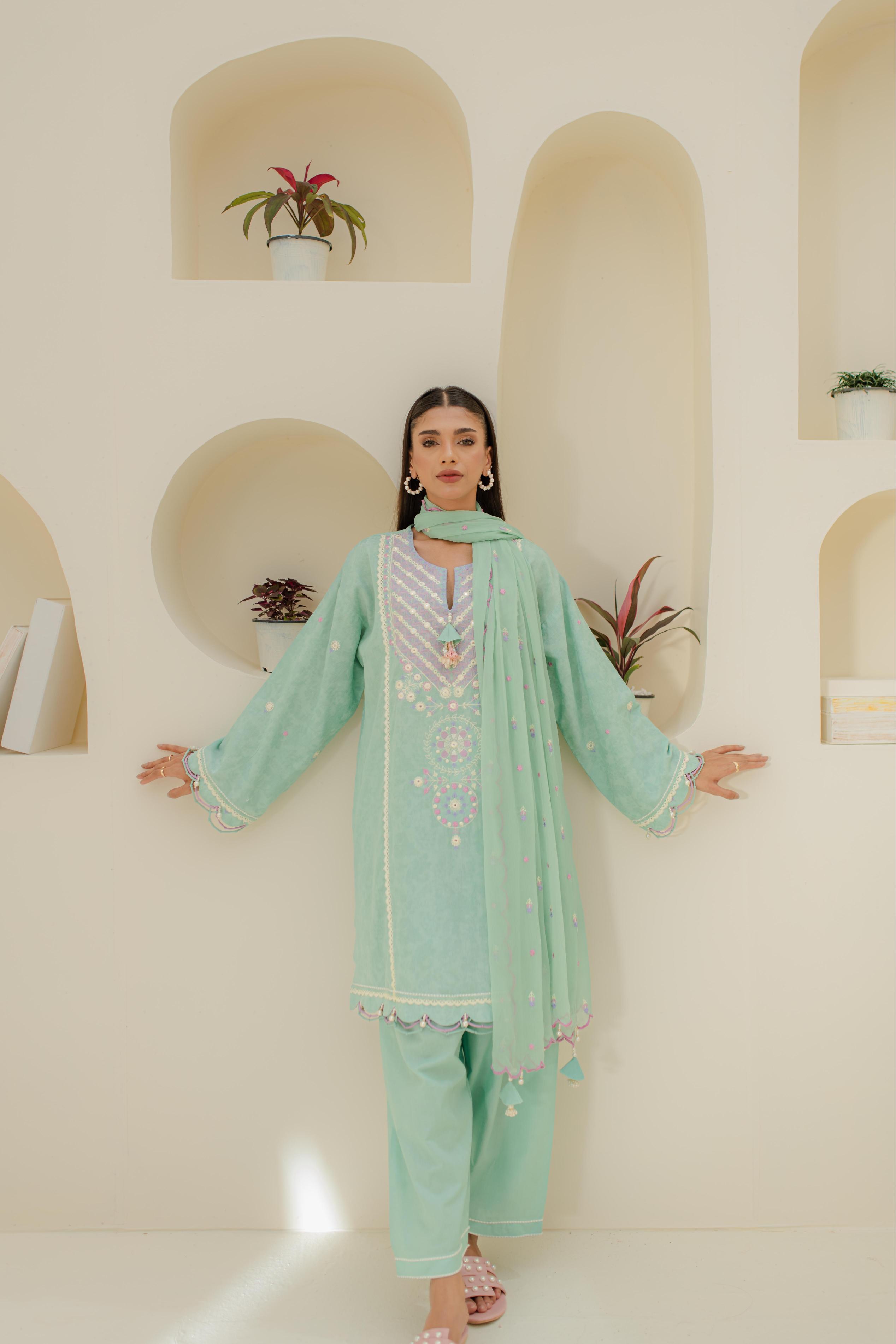 Lawn Suit - 0766