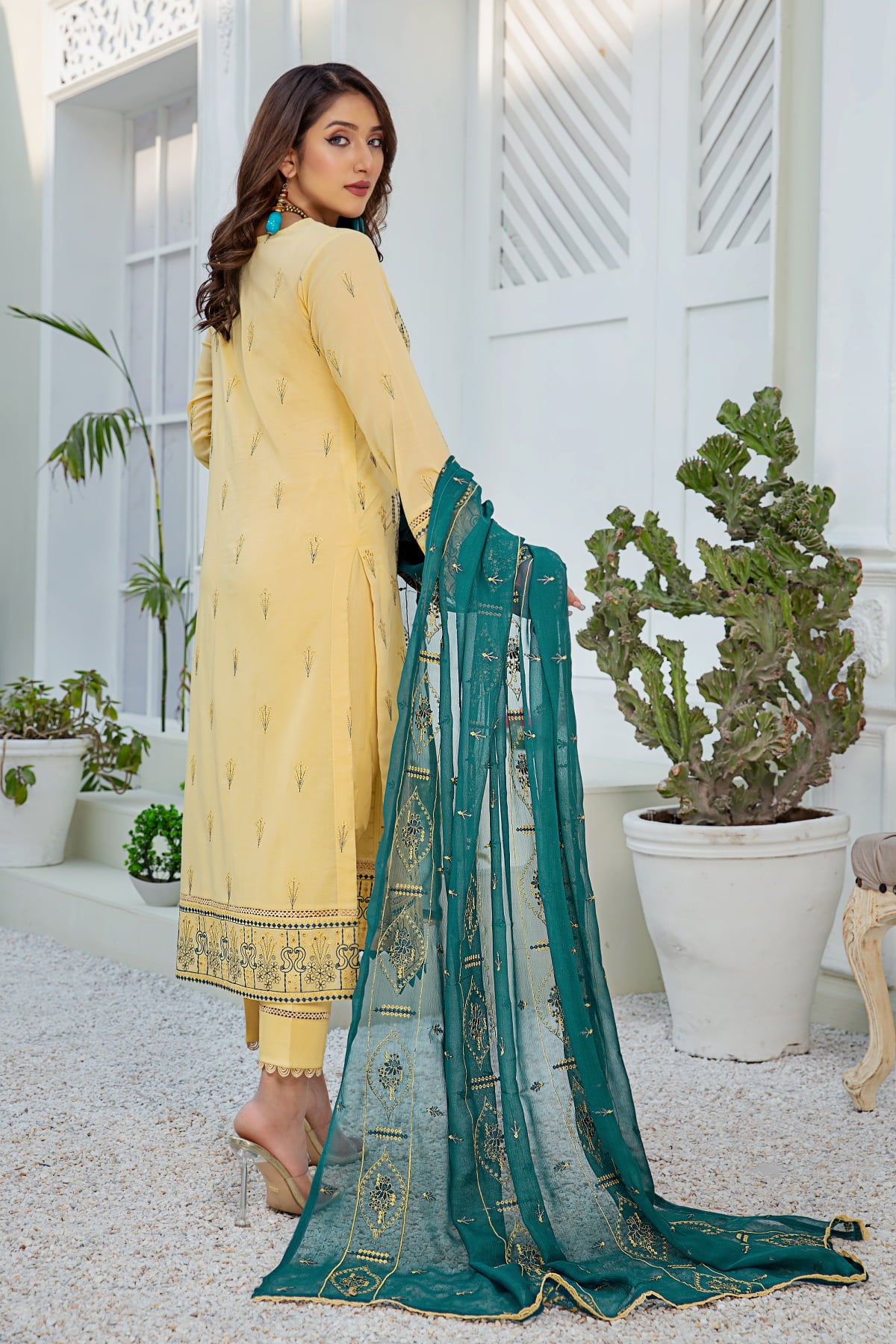 Tehwar TR-05(3 Piece Unstitched)