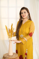 Mustard Hue - Winter Festive